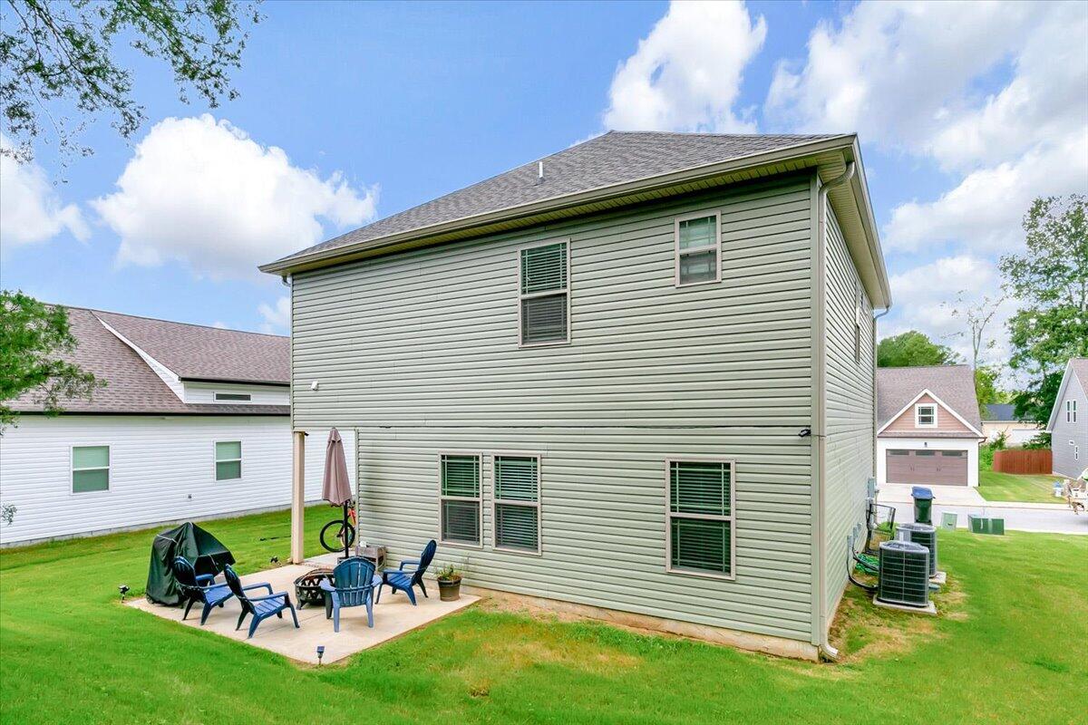 25 Rock Bridge Drive