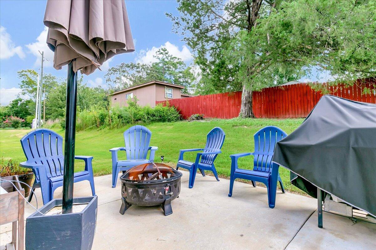 25 Rock Bridge Drive