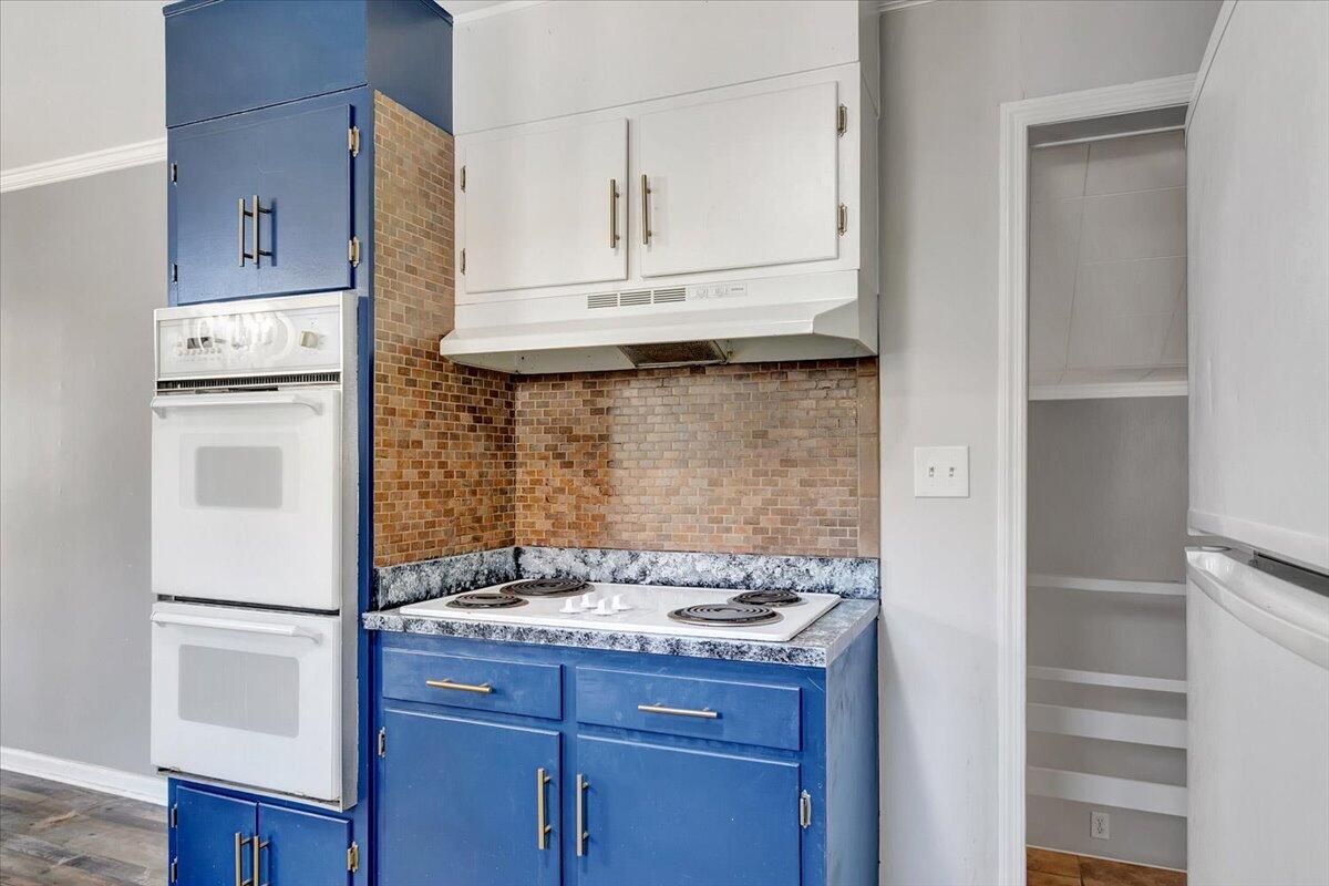 1157 S Seminole Drive