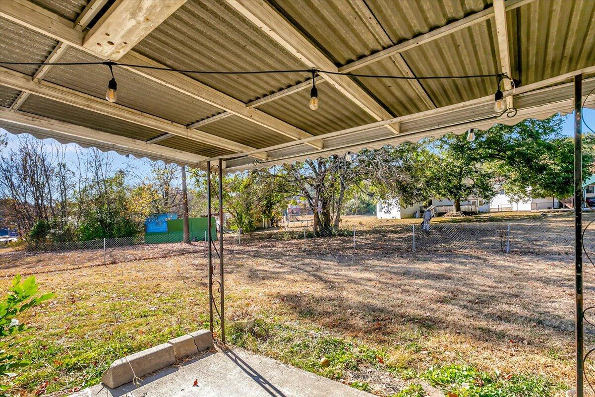 1157 S Seminole Drive