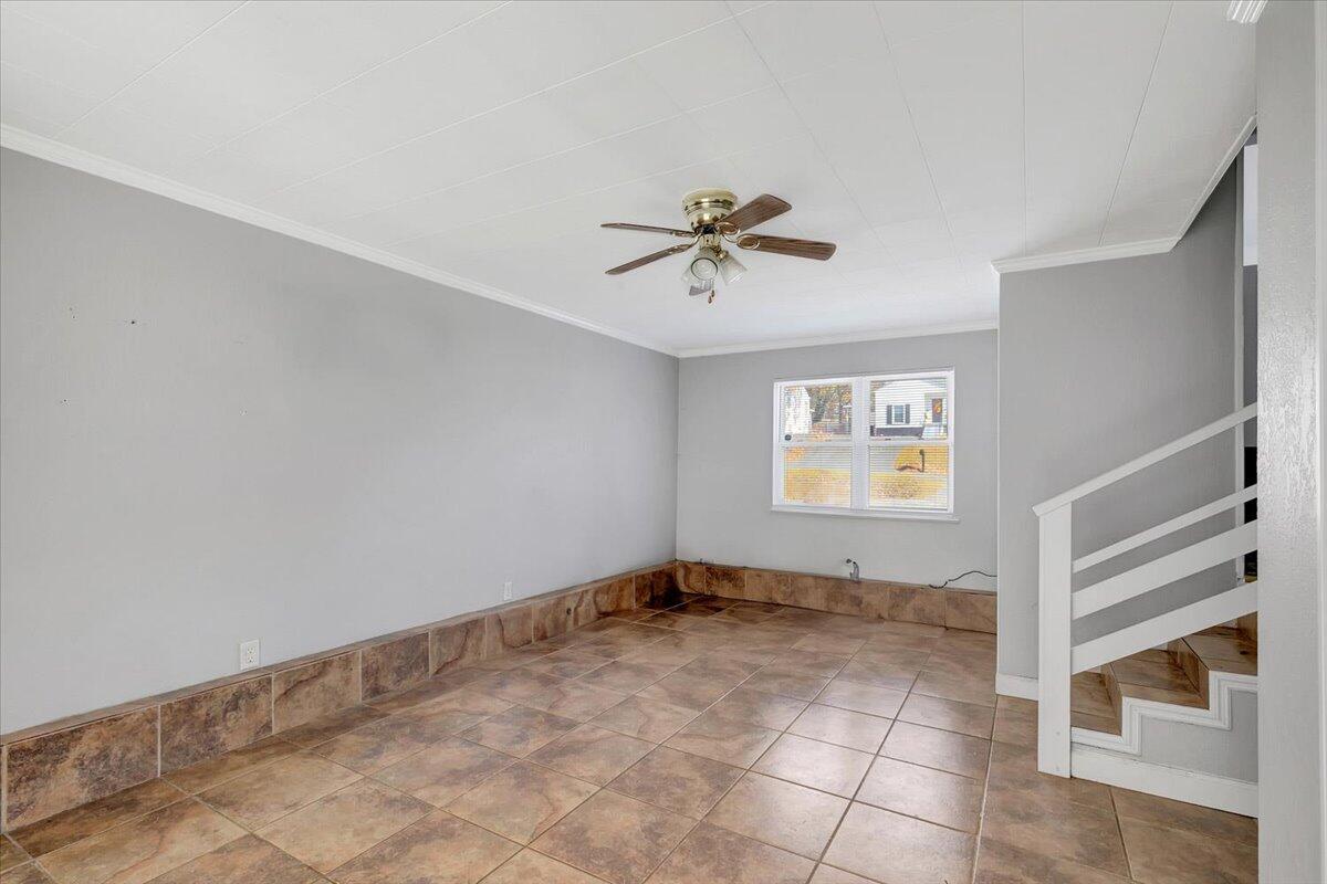 1157 S Seminole Drive