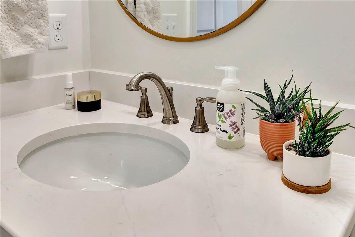 3620 Weathervane Loop