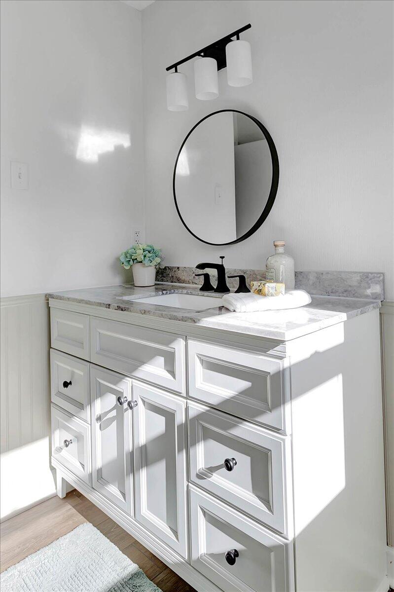 4050 NE Brookcrest Drive