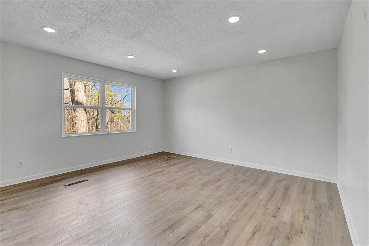 4050 NE Brookcrest Drive