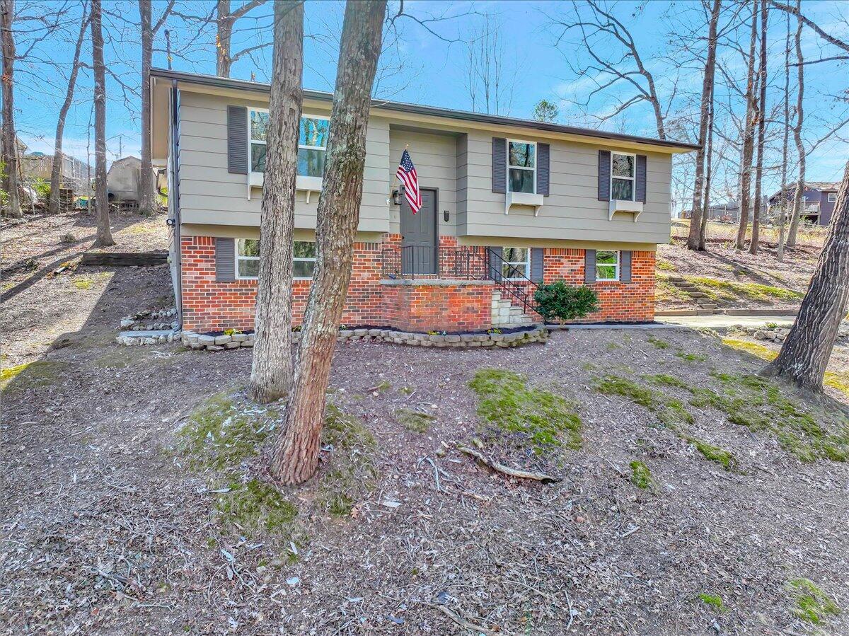 4050 NE Brookcrest Drive