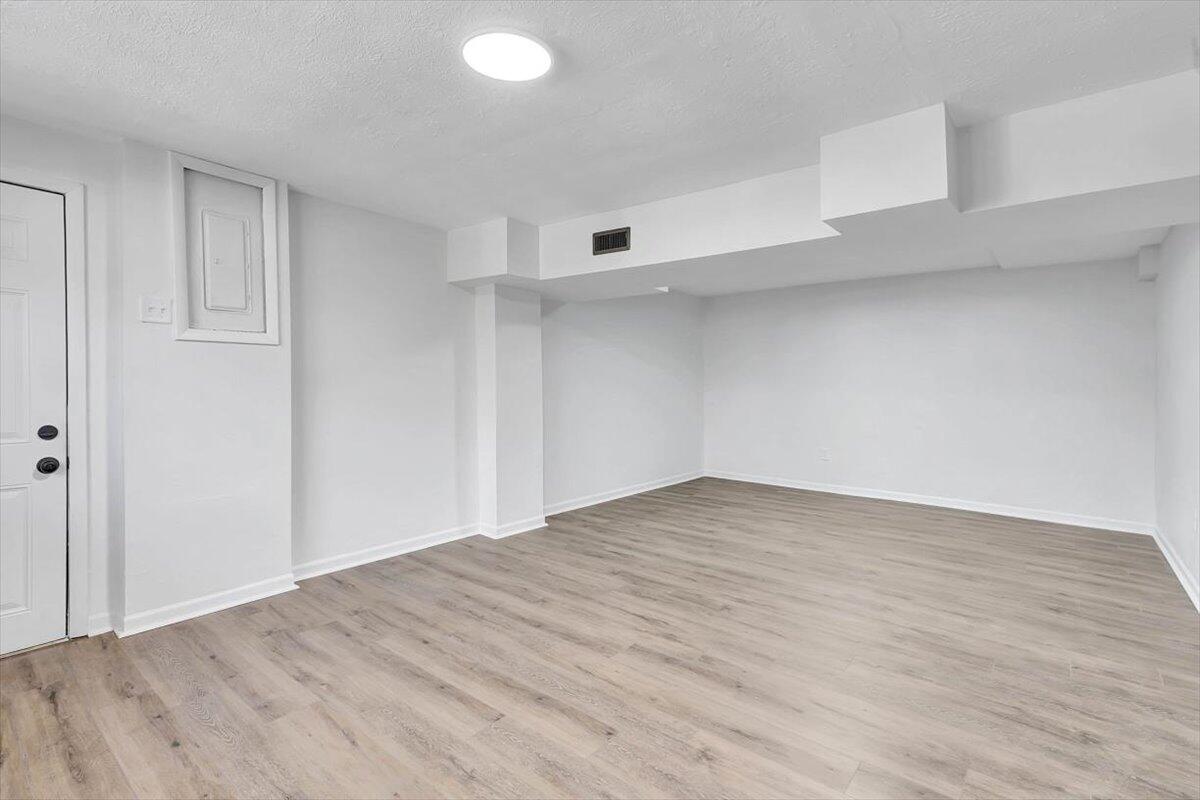 4050 NE Brookcrest Drive