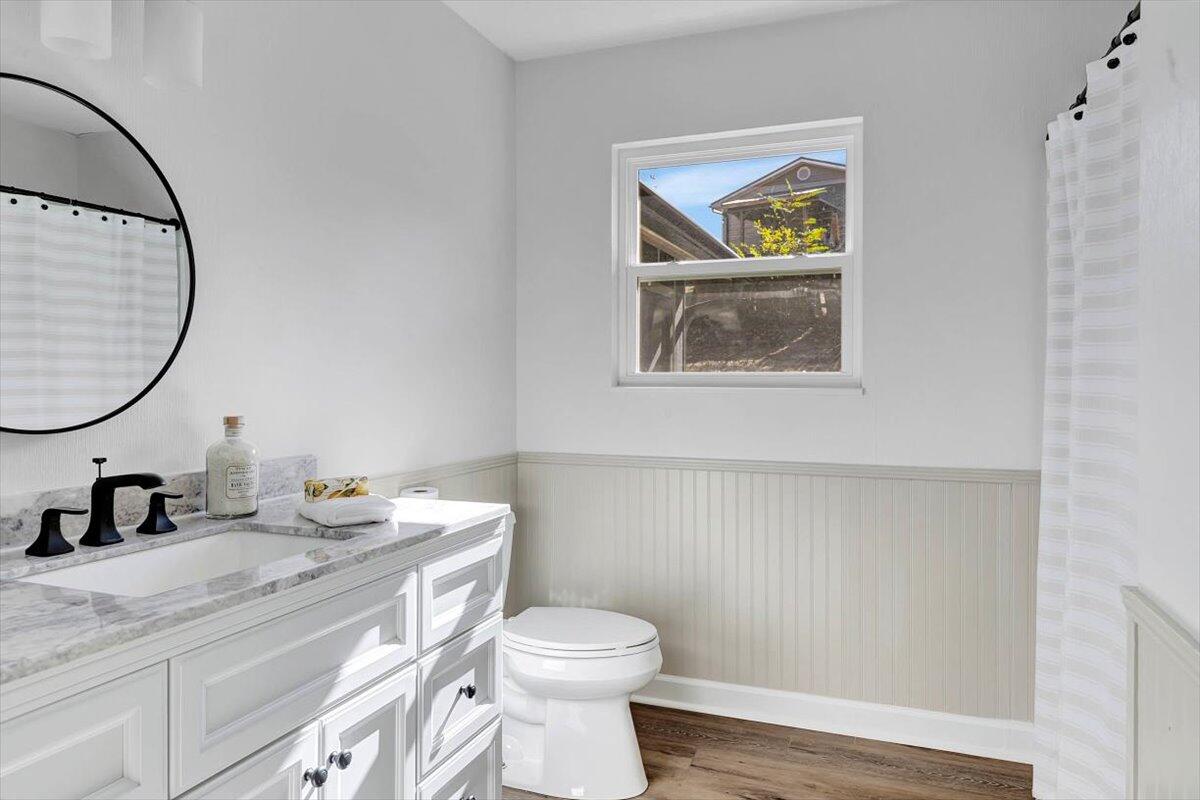 4050 NE Brookcrest Drive