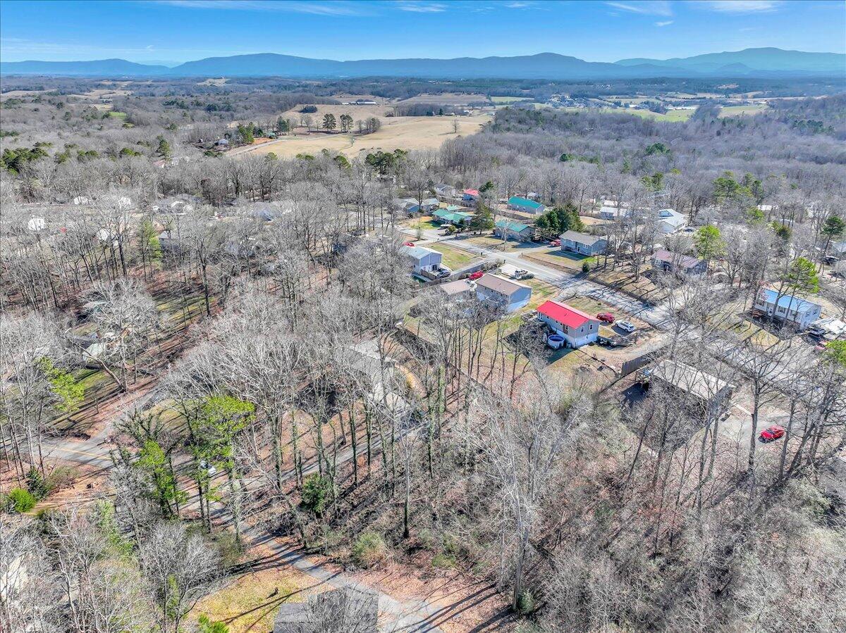 4050 NE Brookcrest Drive