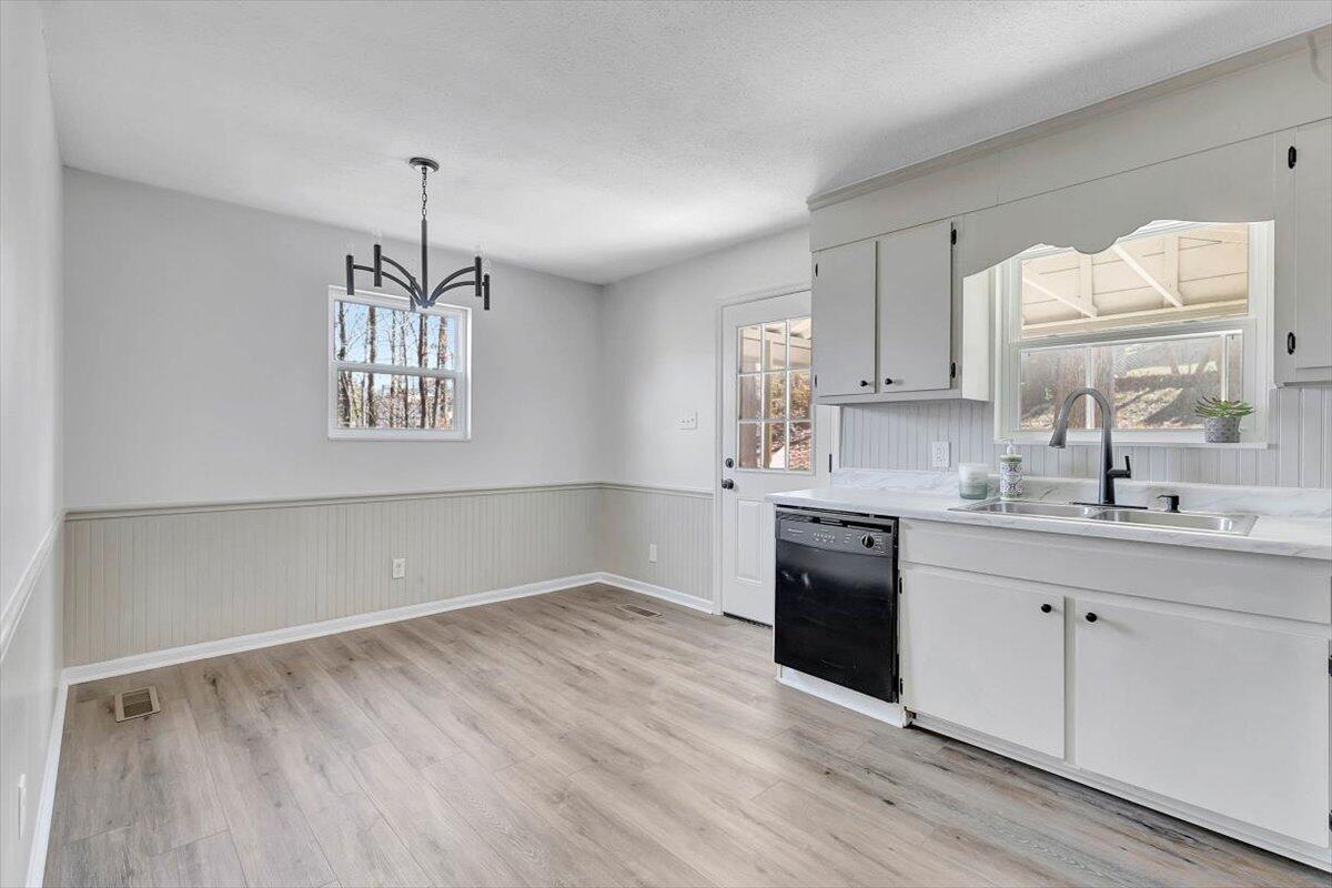 4050 NE Brookcrest Drive