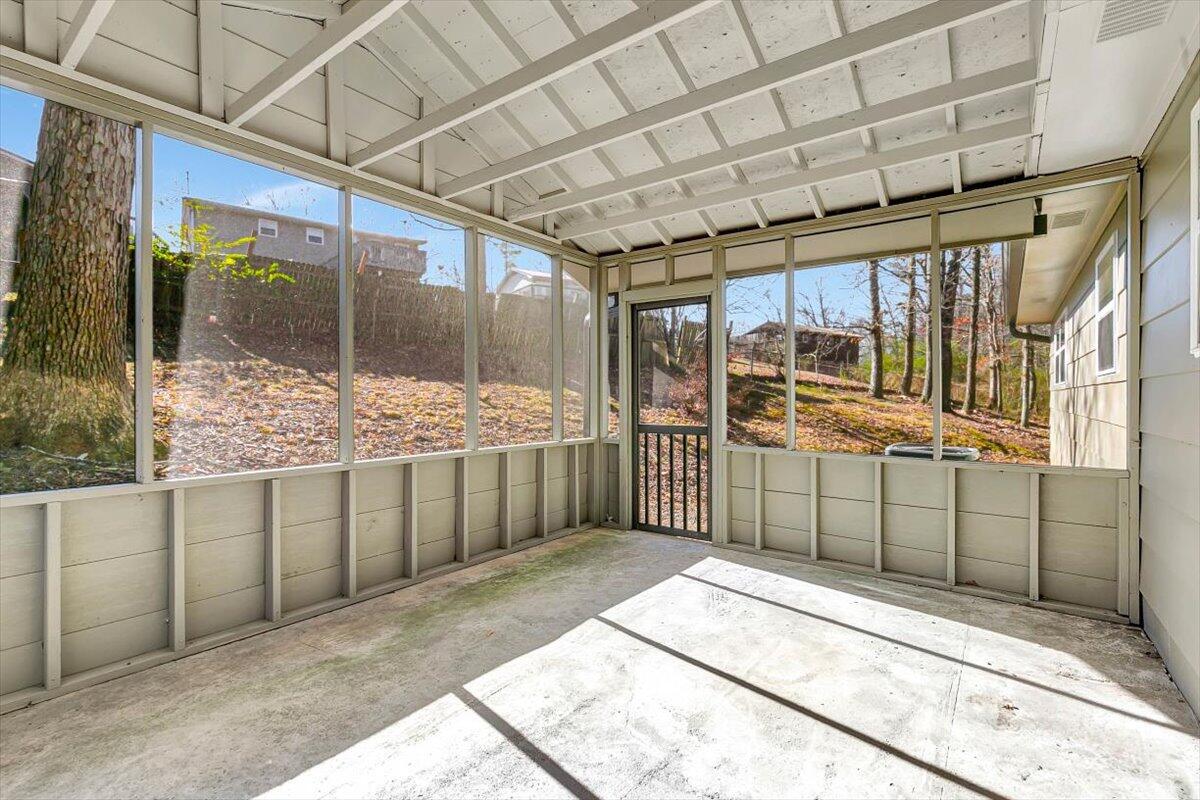 4050 NE Brookcrest Drive