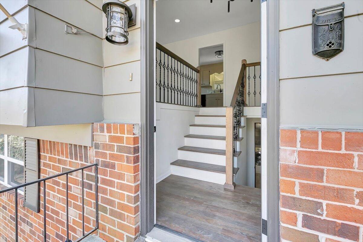 4050 NE Brookcrest Drive