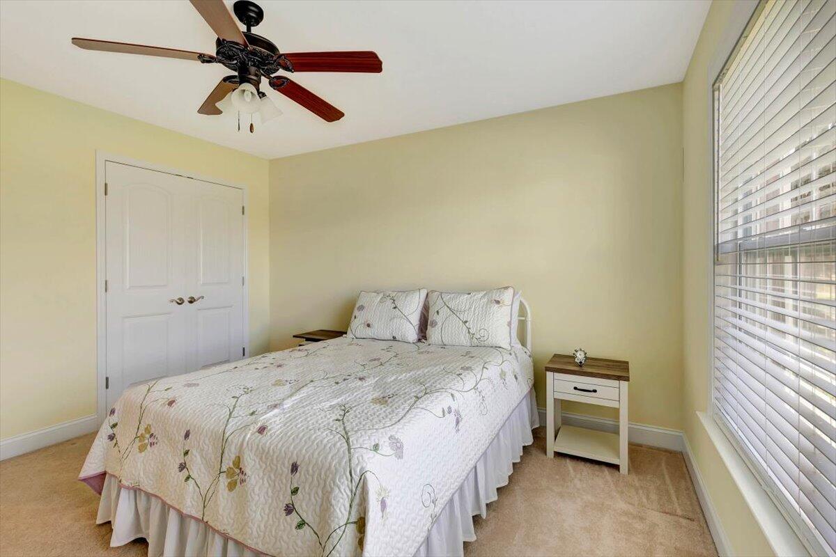 5517 Bunker Hill Road