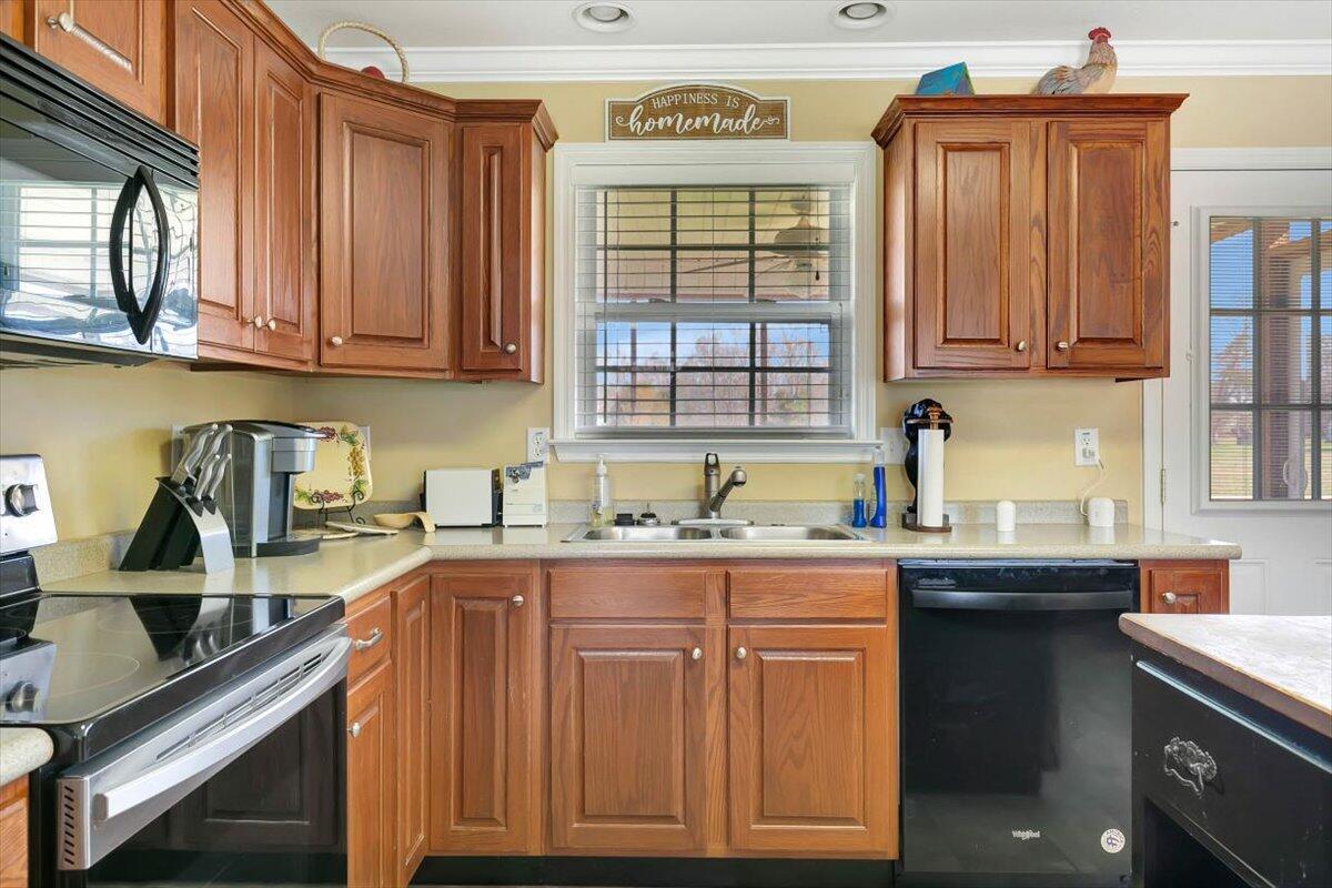 5517 Bunker Hill Road