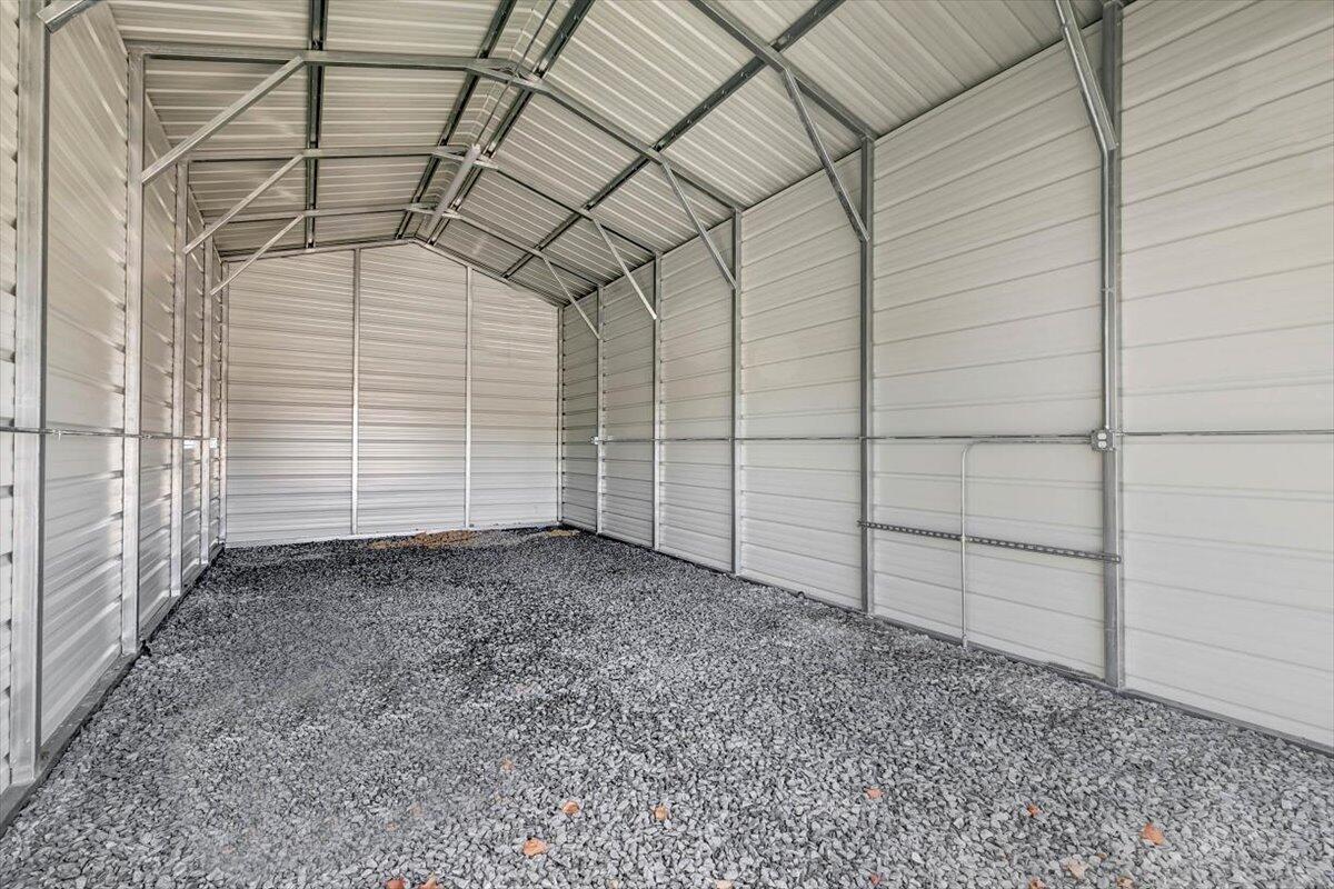 5517 Bunker Hill Road