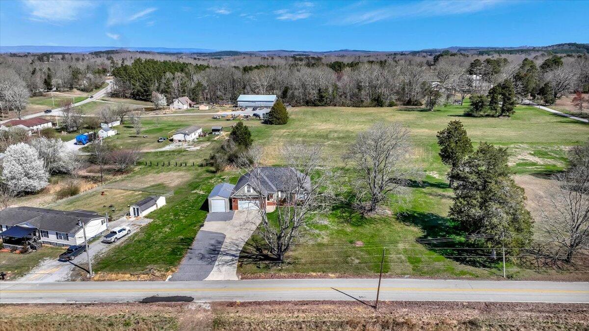 5517 Bunker Hill Road