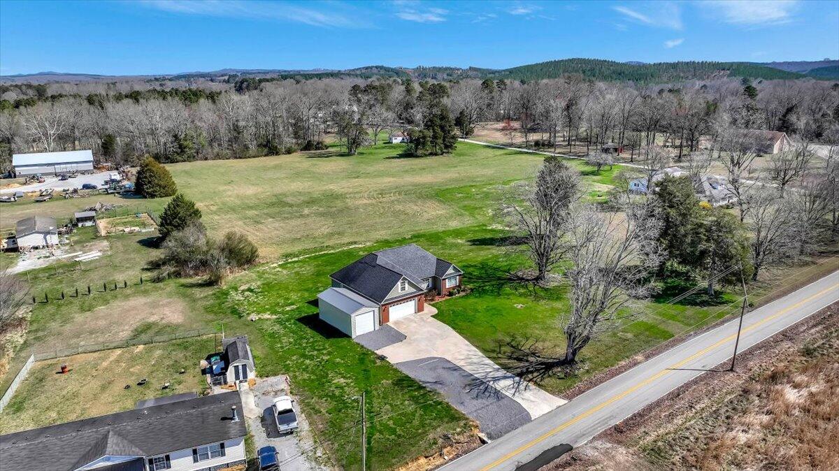 5517 Bunker Hill Road