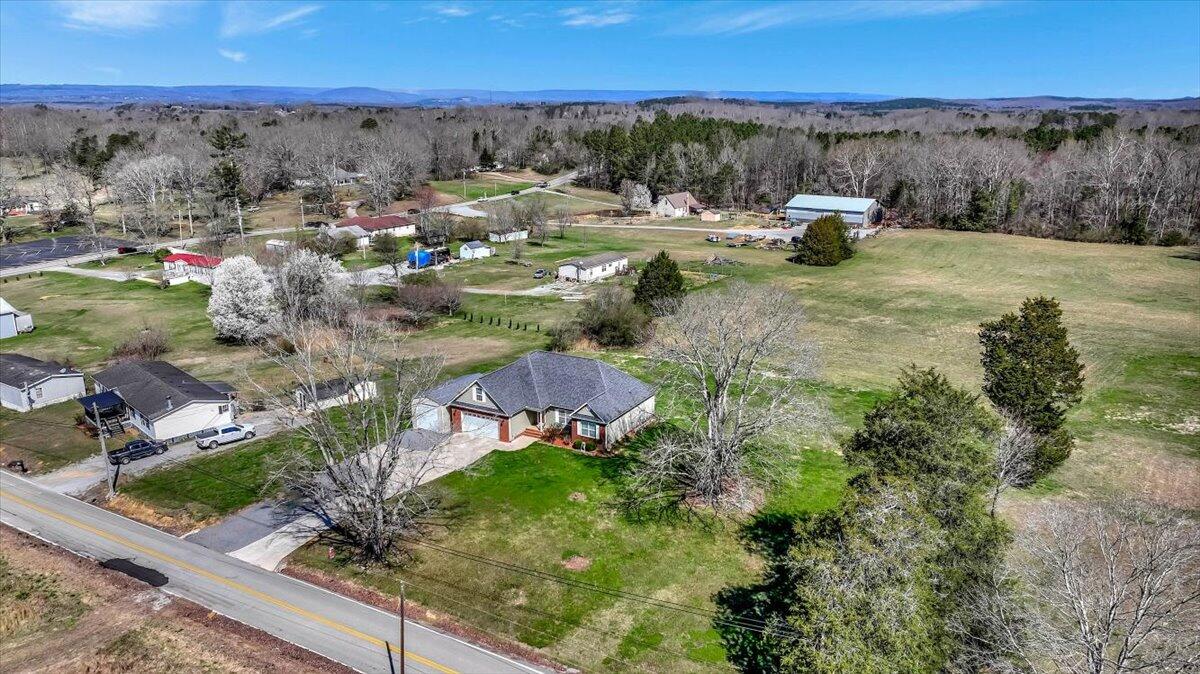 5517 Bunker Hill Road