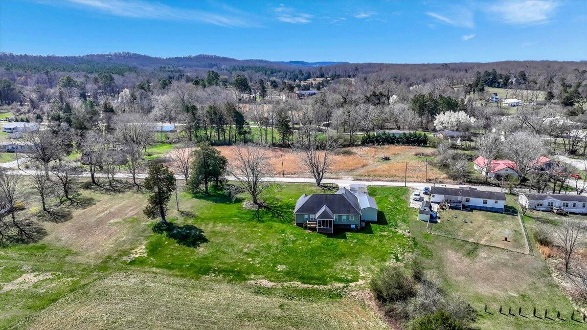 5517 Bunker Hill Road