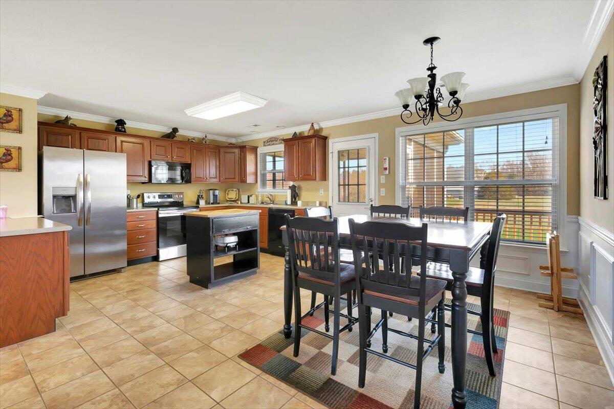 5517 Bunker Hill Road