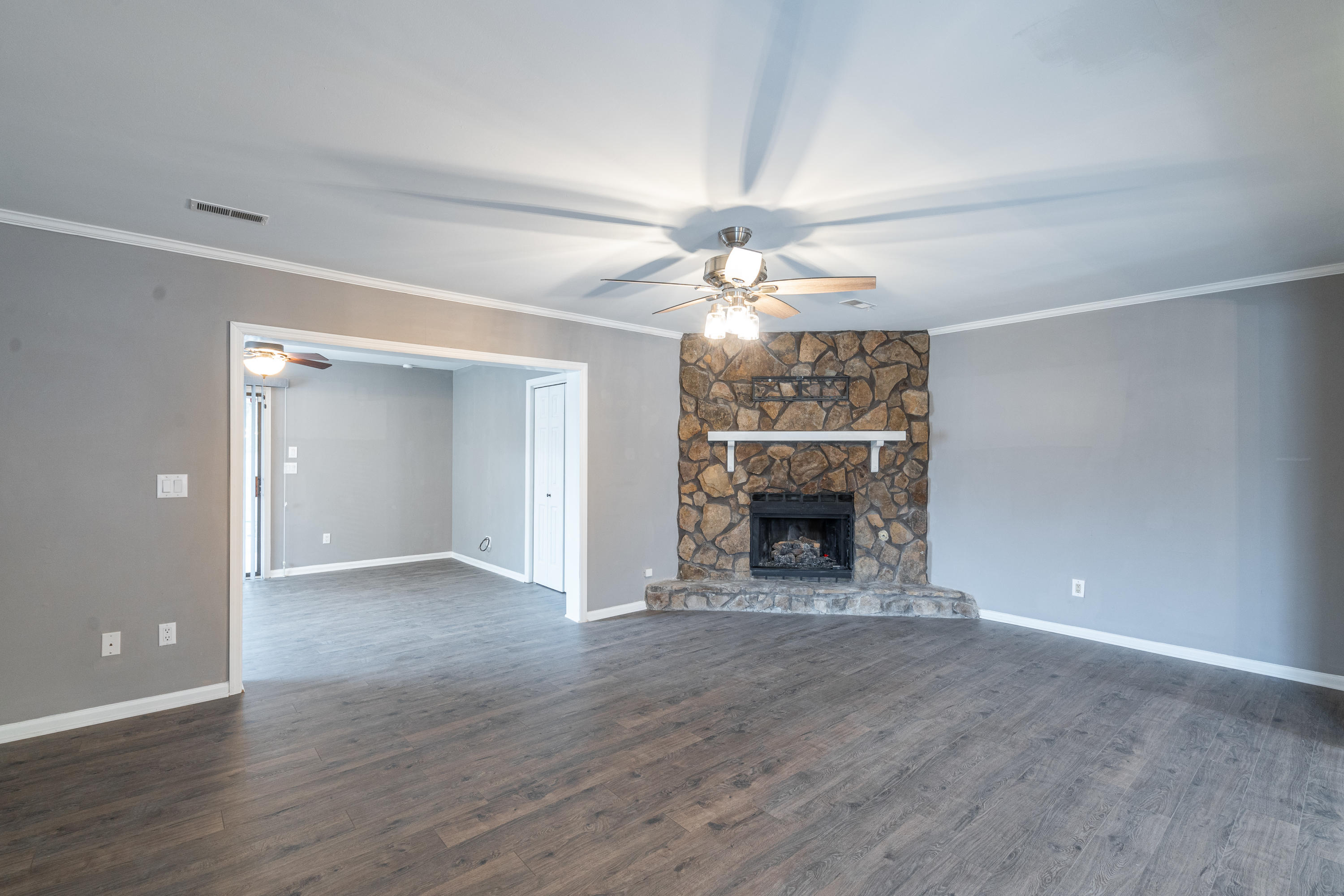 6413 Brookmead Circle