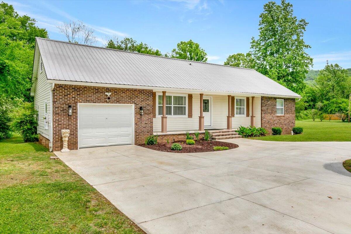 3015 NW W Lake Drive