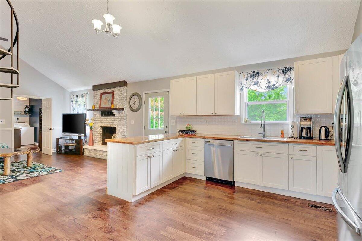 3015 NW W Lake Drive