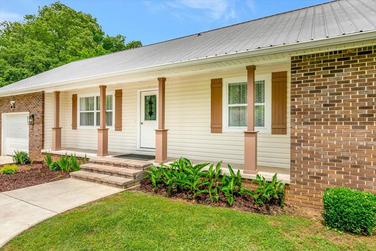 3015 NW W Lake Drive