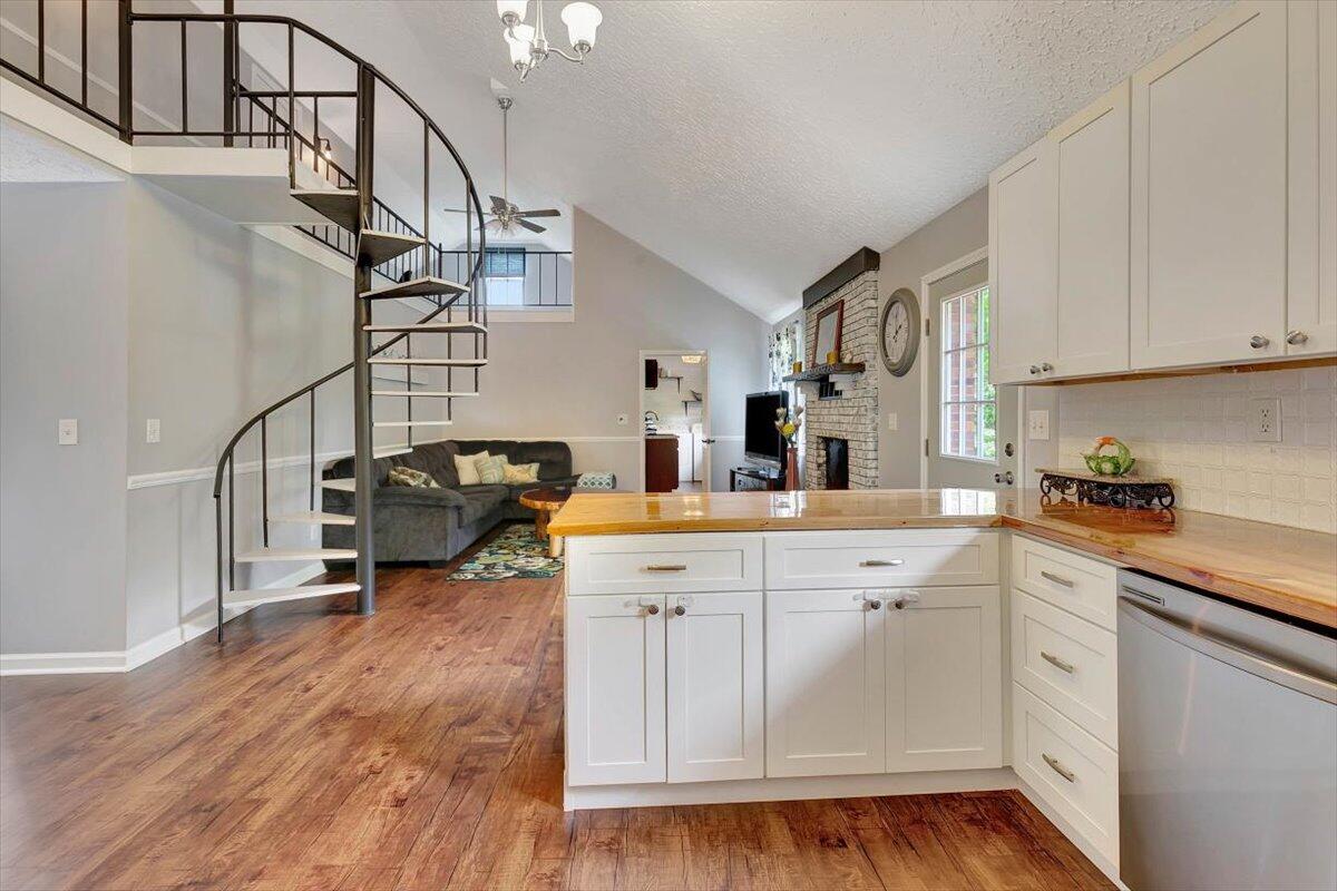 3015 NW W Lake Drive