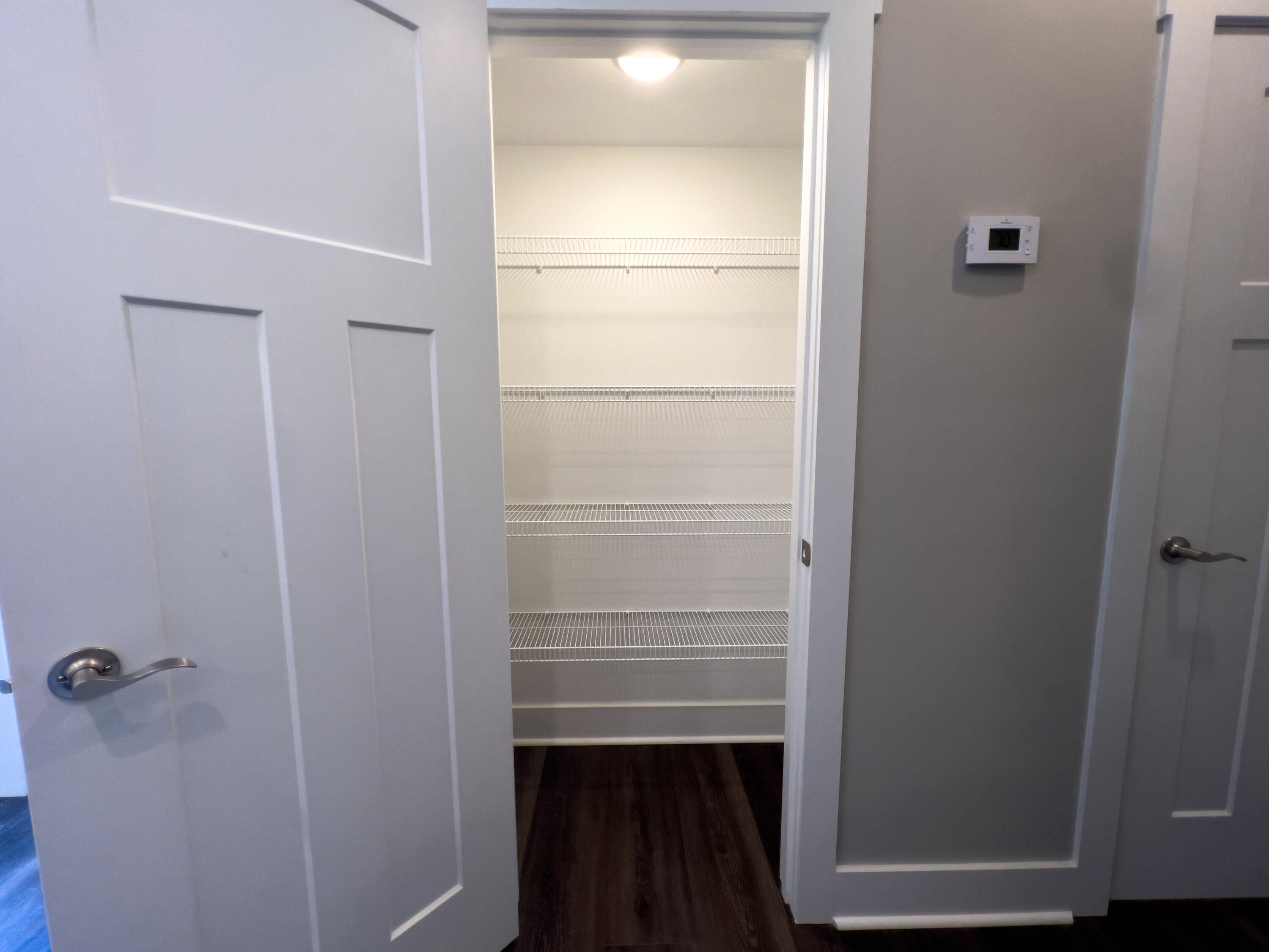 9506 State Street, B