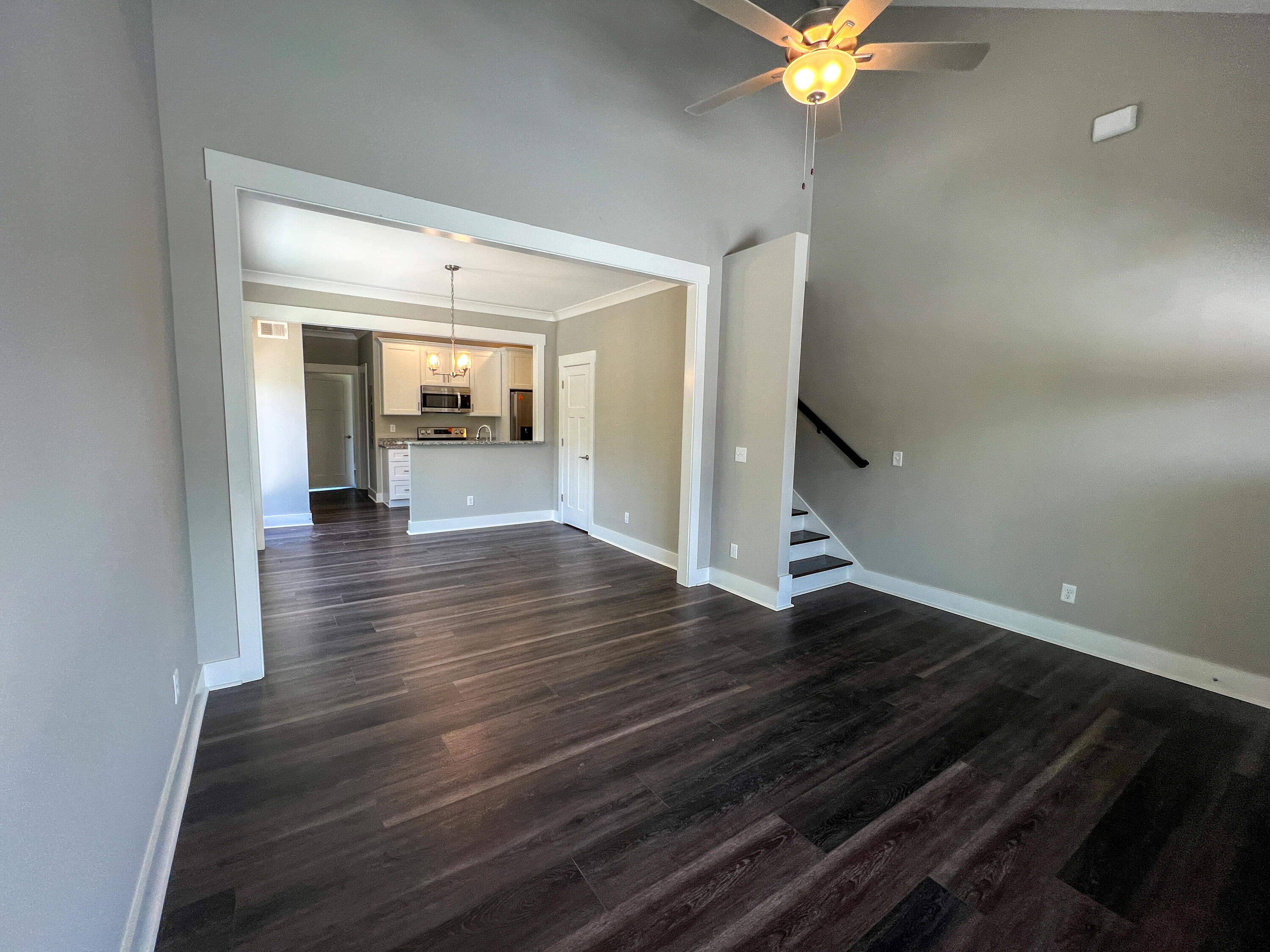 9506 State Street, B