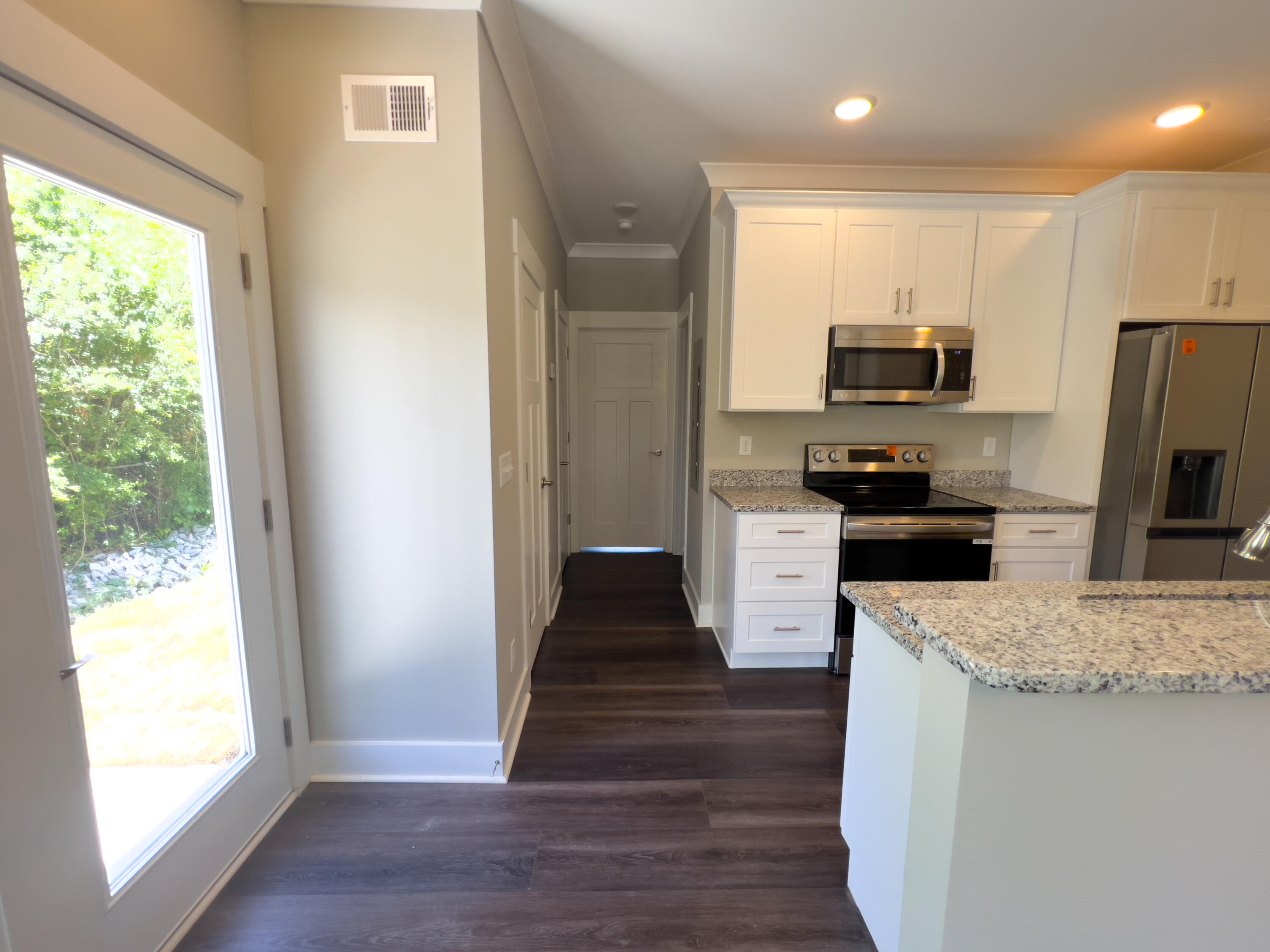 9506 State Street, B