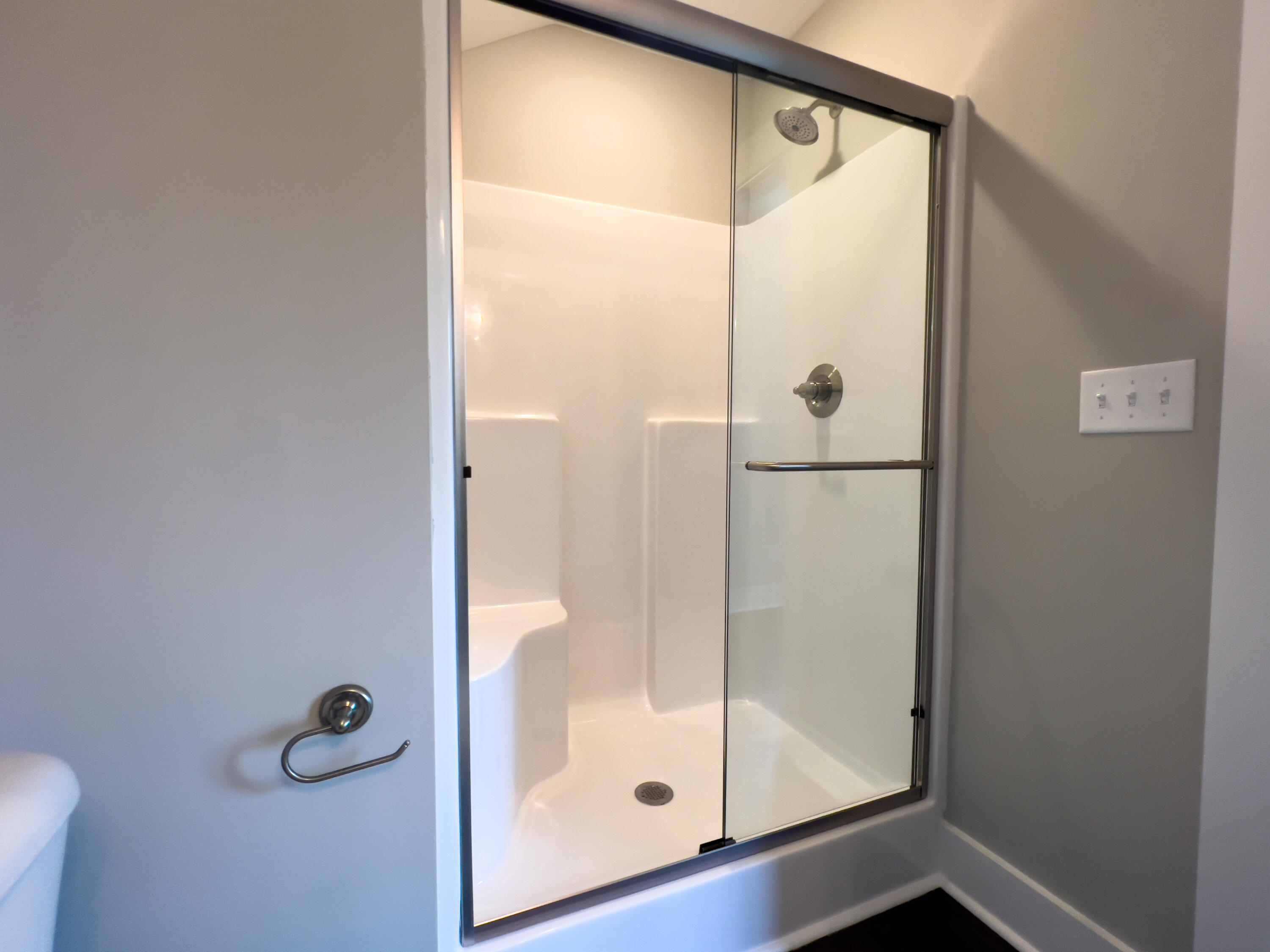 9506 State Street, B