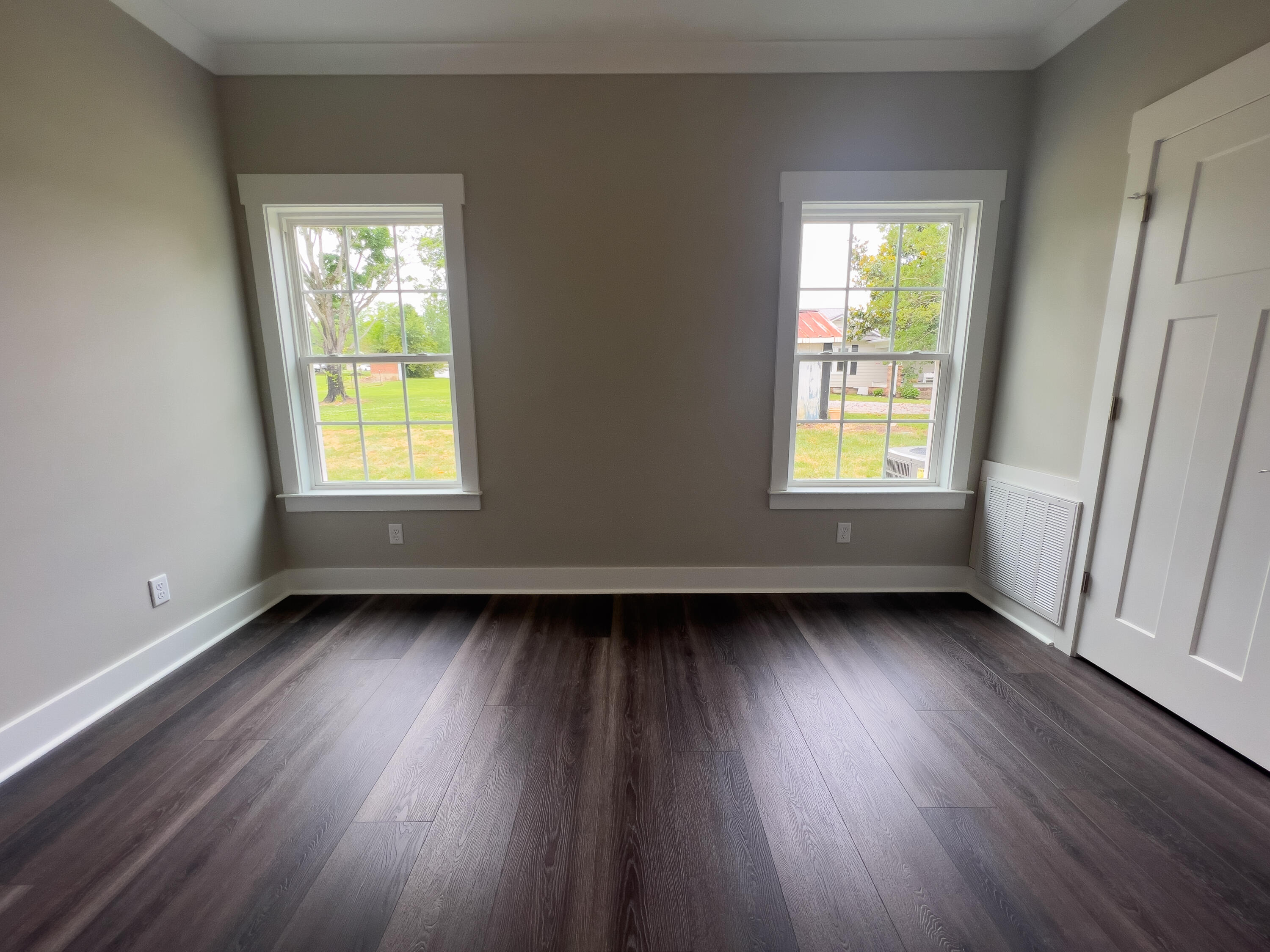 9504 State Street, A