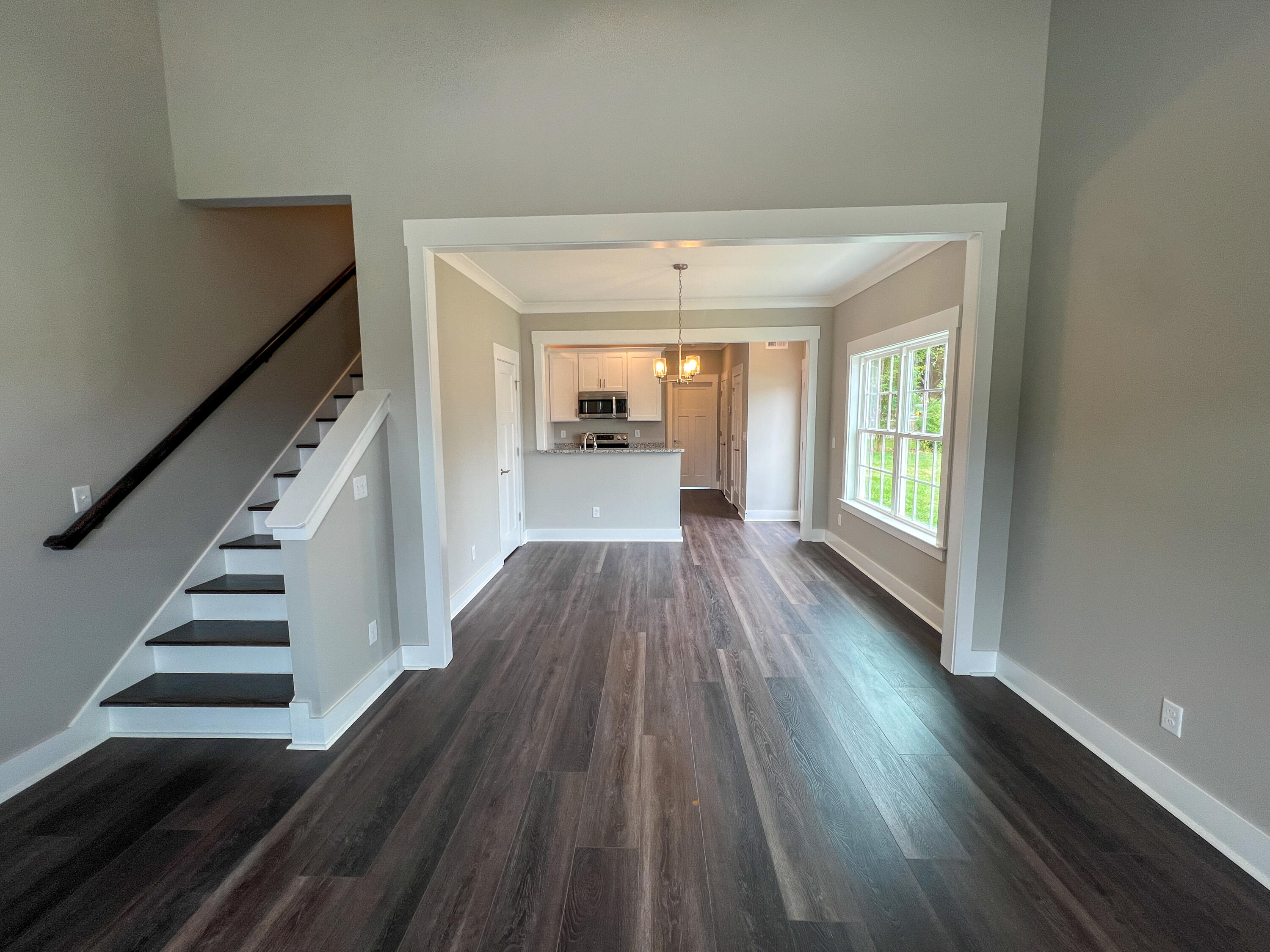 9504 State Street, A