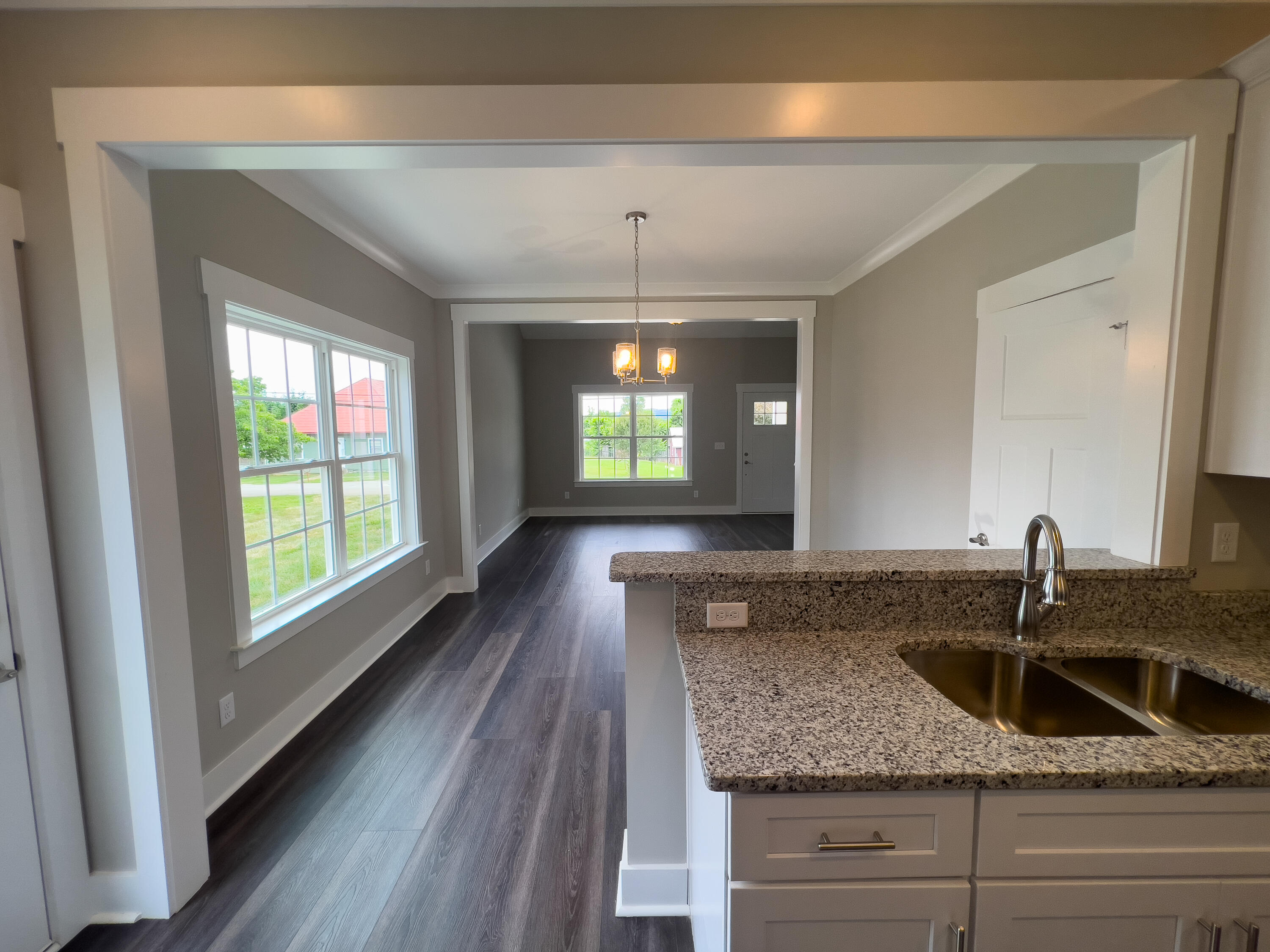 9504 State Street, A