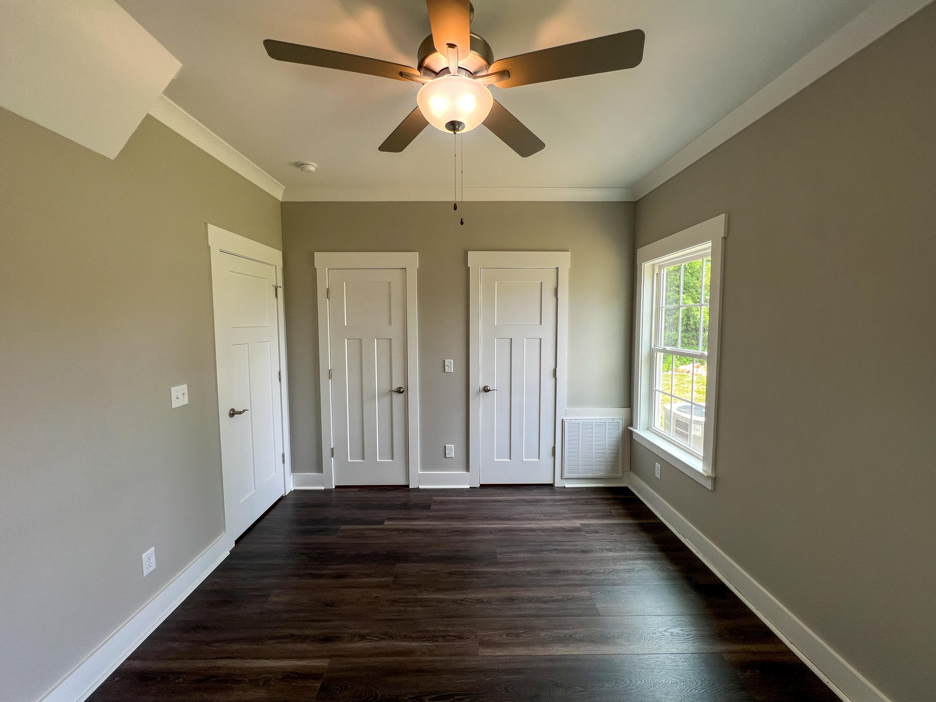 9504 State Street, B