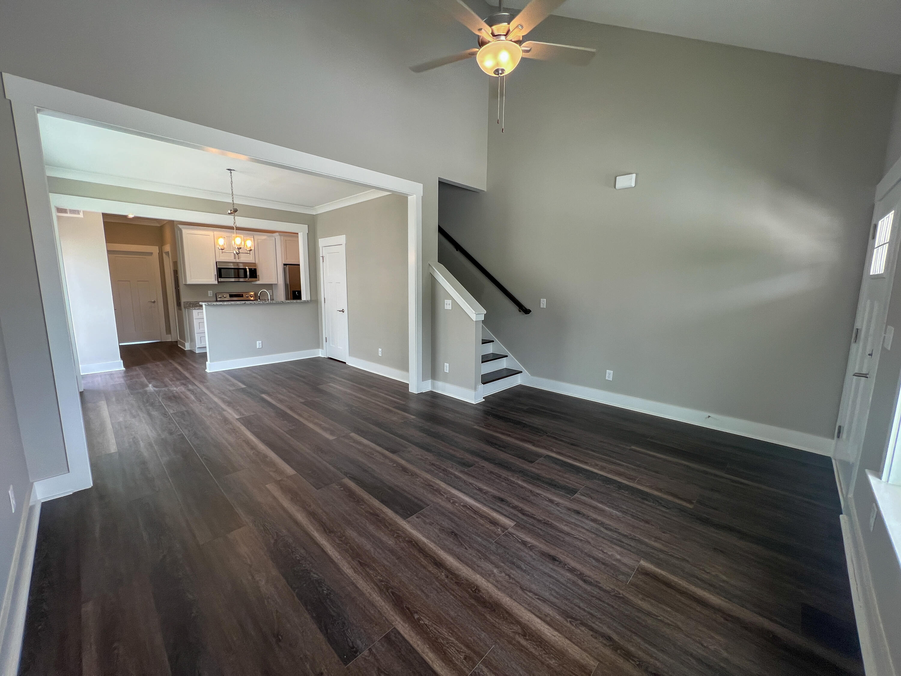 9504 State Street, B