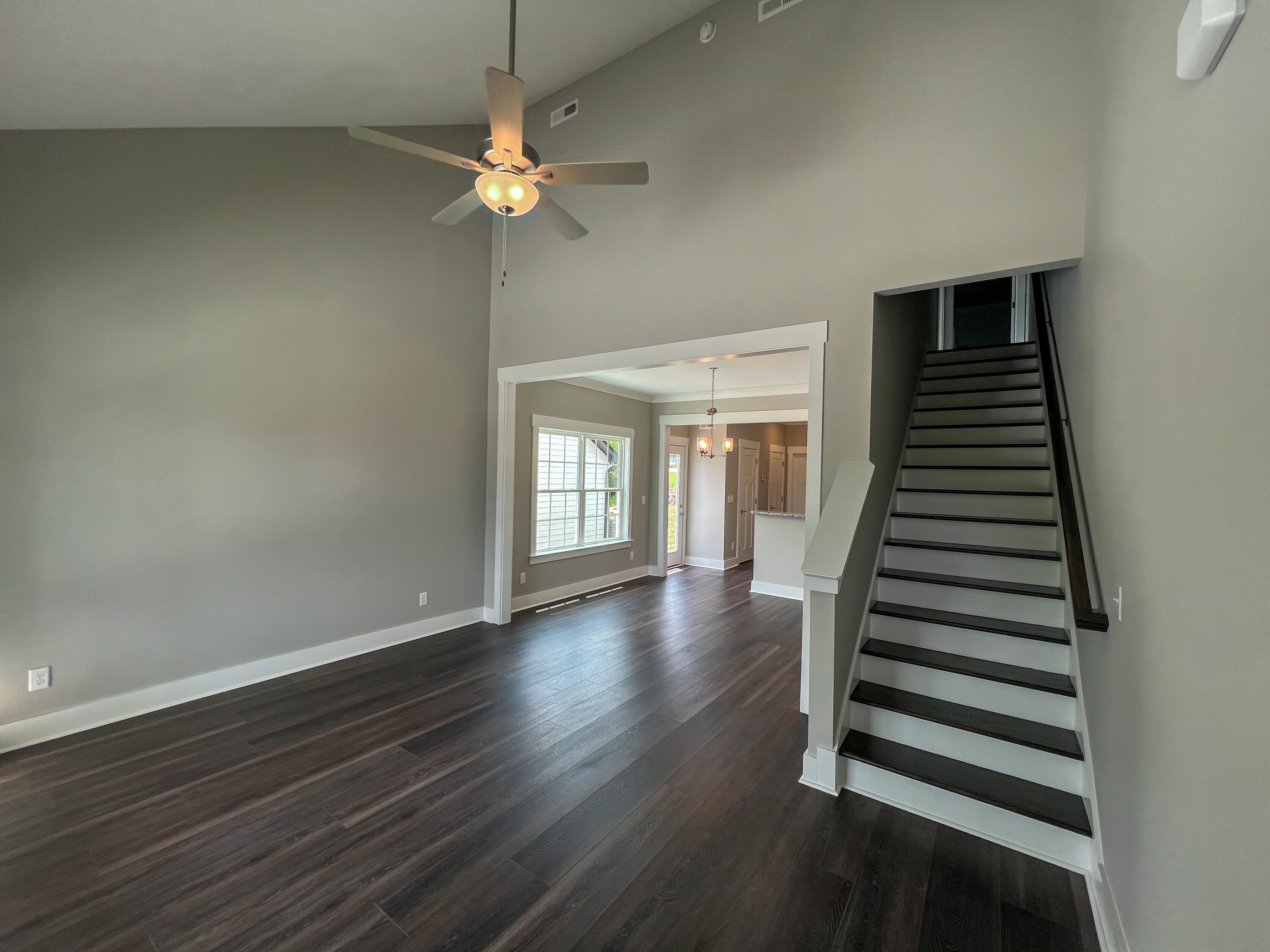 9504 State Street, B