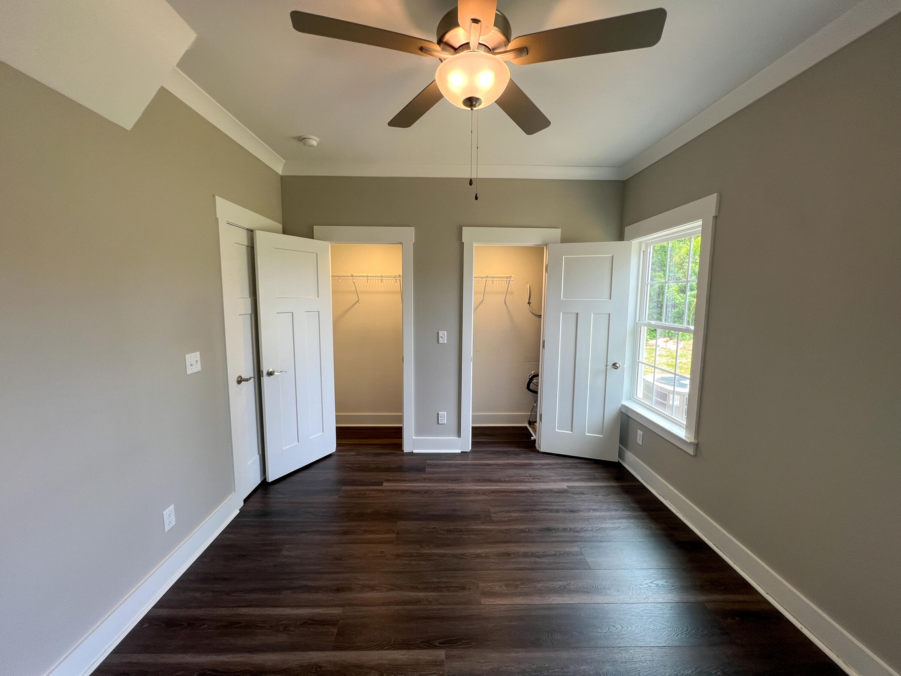 9504 State Street, B