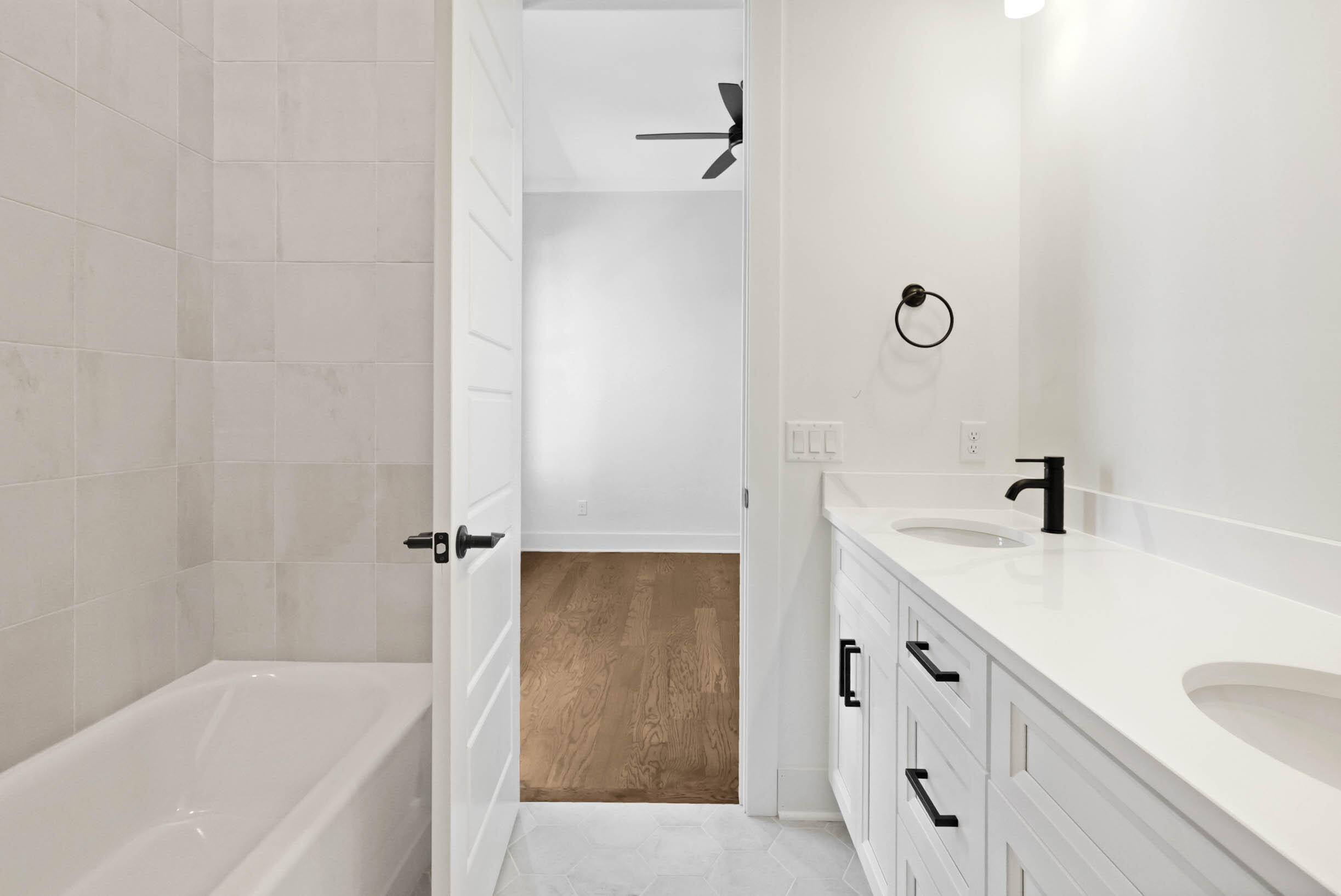 8126 Sir Oliphant Way, Lot #33