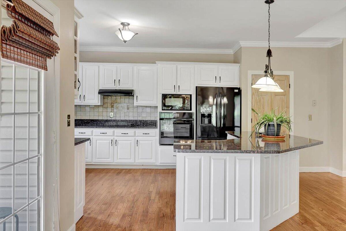 128 Shadow Springs Trail