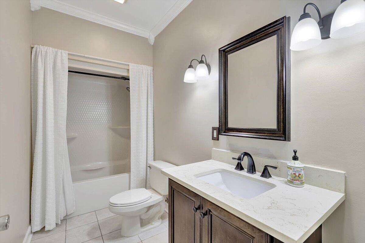 128 Shadow Springs Trail