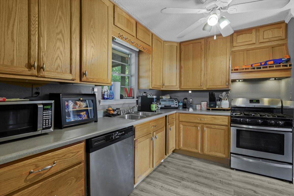 8931 N Hickory Valley Road