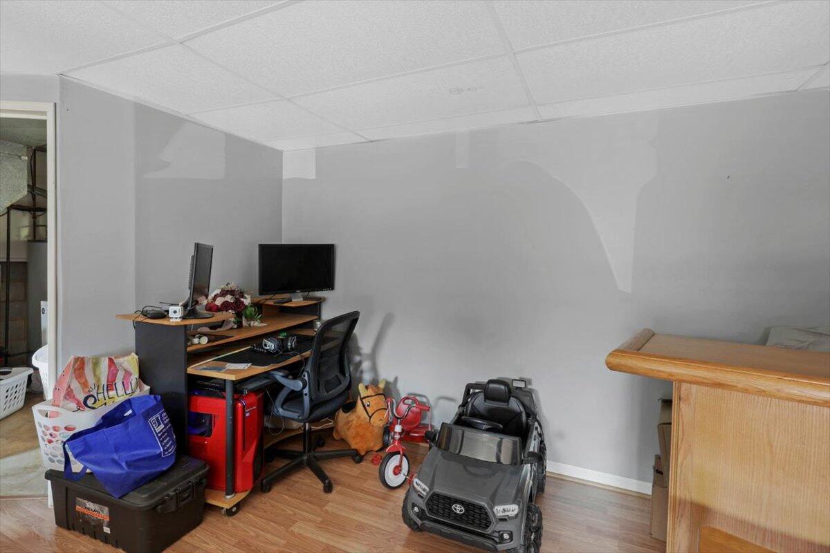 8931 N Hickory Valley Road