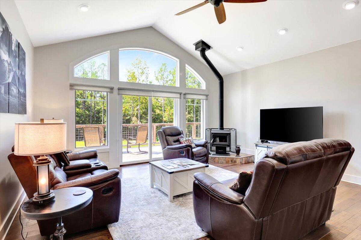 655 Thunder Ridge Drive