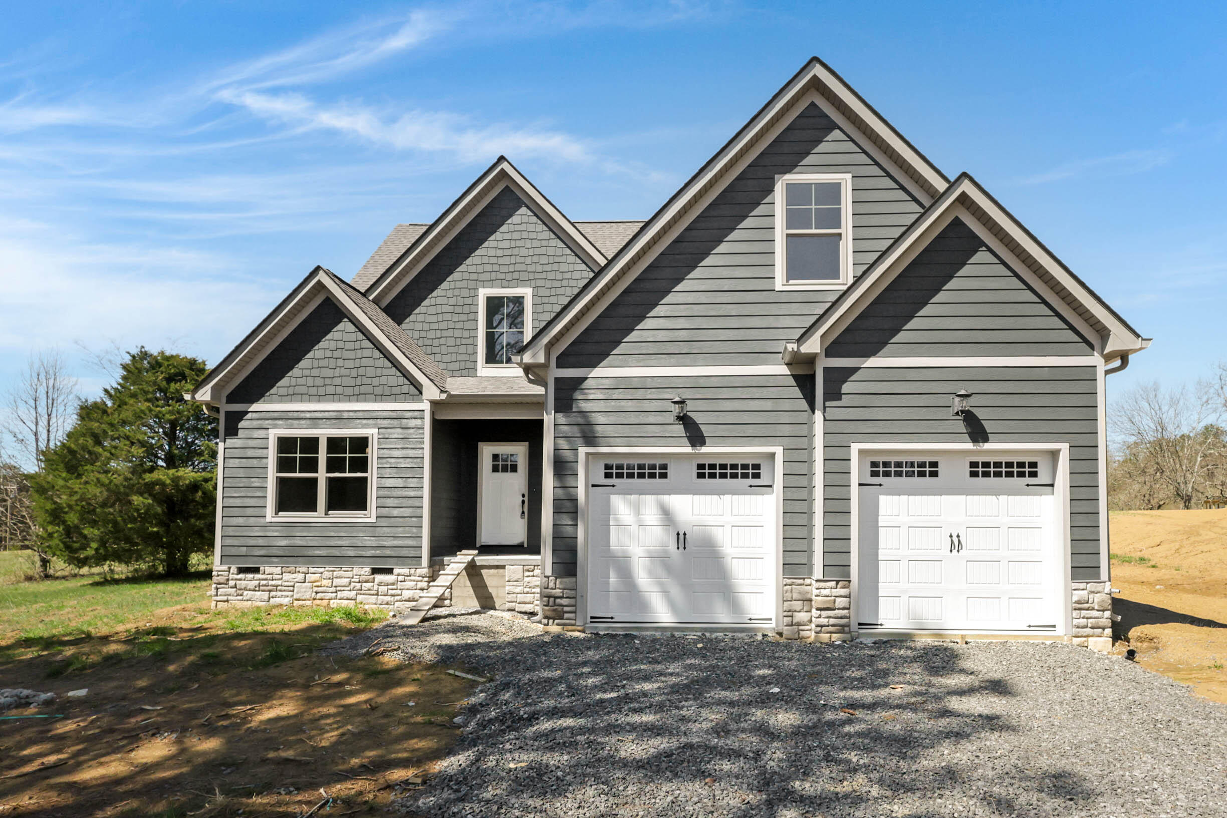 3372 Tunnel Hill Road