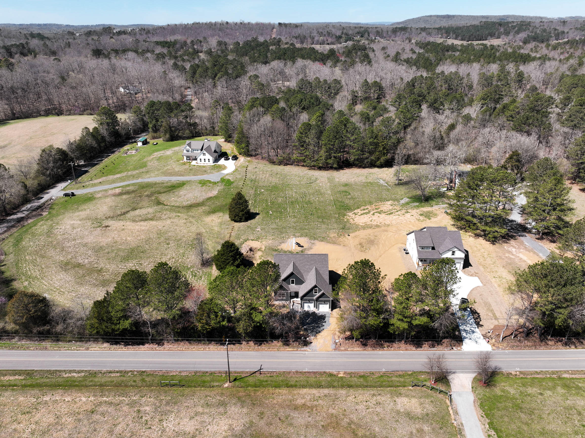 3372 Tunnel Hill Road