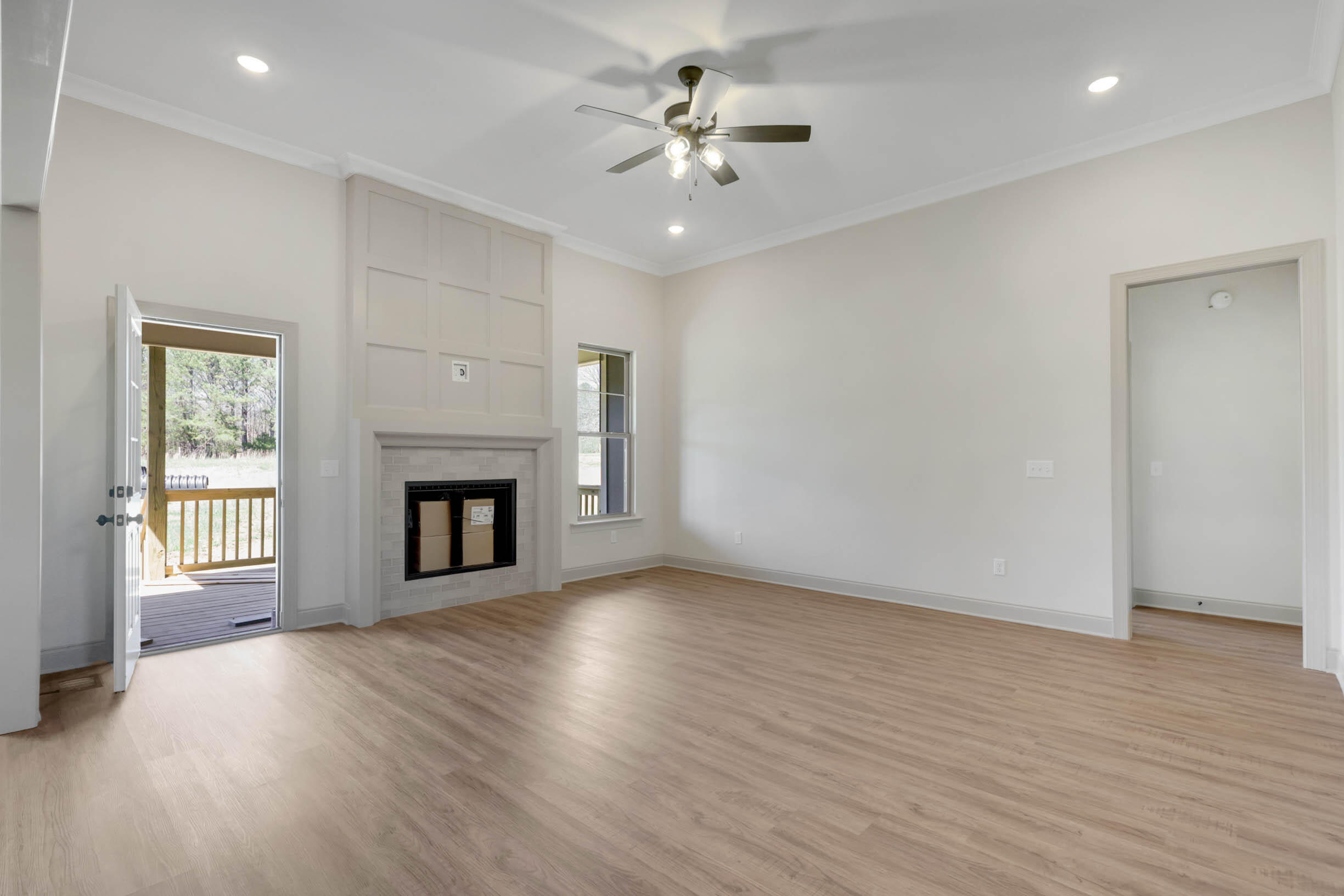 3372 Tunnel Hill Road