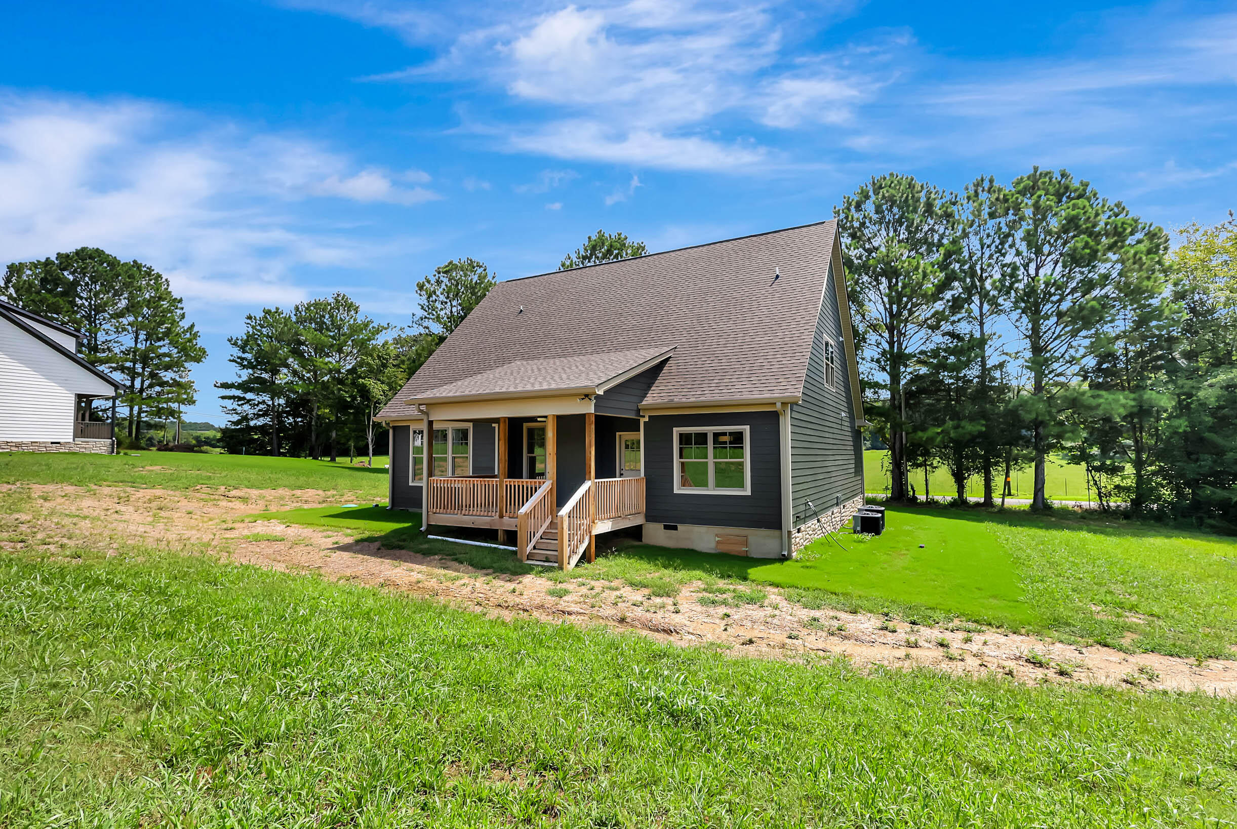 3372 Tunnel Hill Road