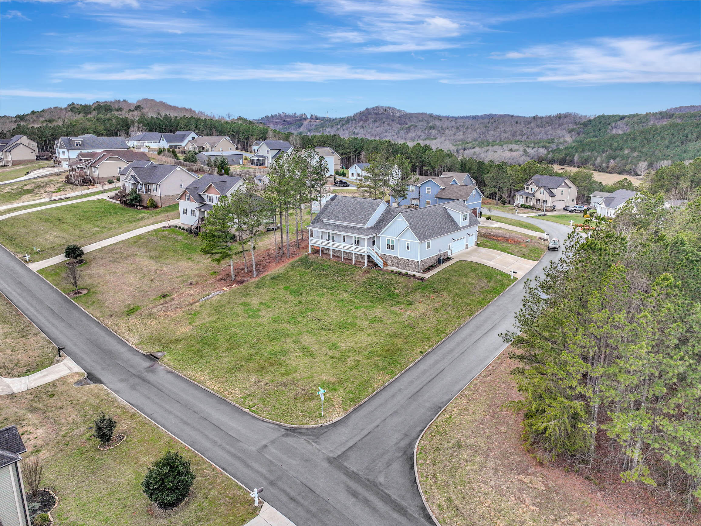 180 Banberry Drive SW, McDonald